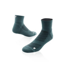 Load image into Gallery viewer, Versus Airforce Running Quarter Socks