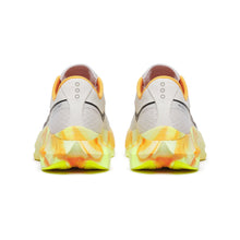 Load image into Gallery viewer, Saucony Men's Endorphin Pro 4