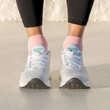 Load image into Gallery viewer, Versus Pink Blossom Running Ankle Socks