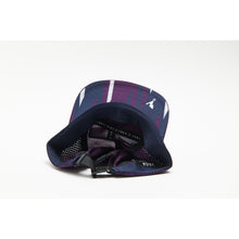Load image into Gallery viewer, Vaga Feather Racing Cap