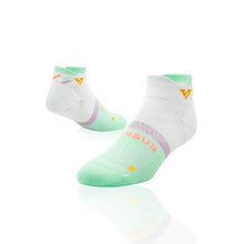 Load image into Gallery viewer, Versus Retro Rainbow Running Ankle Socks