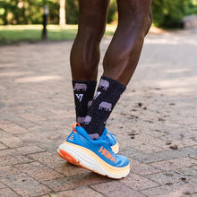 Load image into Gallery viewer, Versus Rhino Active Crew Socks