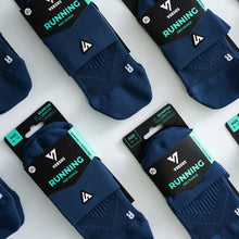 Load image into Gallery viewer, Versus Space Blue Running Quarter Socks