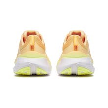 Load image into Gallery viewer, Saucony Women's Guide 18