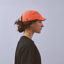 Load image into Gallery viewer, Vaga Feather Racing Cap