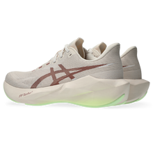 Load image into Gallery viewer, Asics Women's Novablast 6