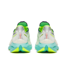 Load image into Gallery viewer, Saucony Women's Endorphin Pro 5