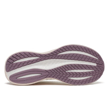 Load image into Gallery viewer, Saucony Women's Triumph 22