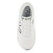 Load image into Gallery viewer, New Balance Men&#39;s Fresh Foam X Vongo V6
