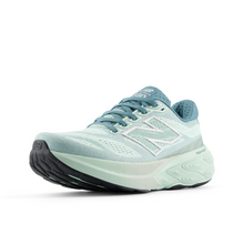 Load image into Gallery viewer, New Balance Women's Fresh Foam X 880 v15
