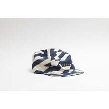 Load image into Gallery viewer, Vaga Feather Racing Cap
