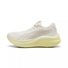 Load image into Gallery viewer, Puma Men&#39;s MagMax NITRO
