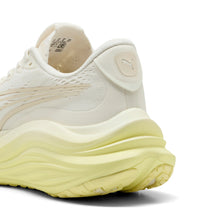 Load image into Gallery viewer, Puma Men&#39;s MagMax NITRO
