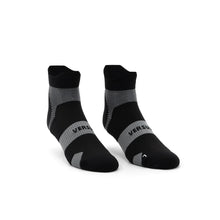 Load image into Gallery viewer, Versus Midnight Black Running Ankle Socks
