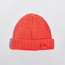Load image into Gallery viewer, Vaga Midweight Beanie
