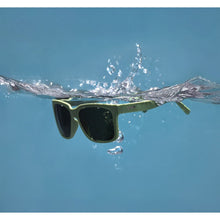 Load image into Gallery viewer, Goodr Lazy River Royalty
