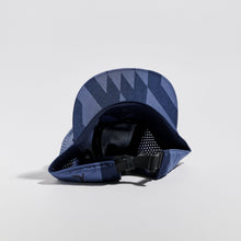 Load image into Gallery viewer, Vaga Feather Racing Cap
