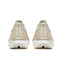 Load image into Gallery viewer, Saucony Women's Endorphin Azura
