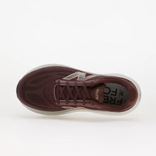 Load image into Gallery viewer, New Balance Women's Fresh Foam X More v6
