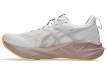 Load image into Gallery viewer, Asics Women&#39;s Novablast 5
