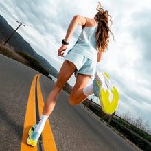 Load image into Gallery viewer, Puma Women's Deviate NITRO Elite 4
