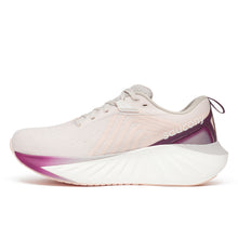 Load image into Gallery viewer, Saucony Women&#39;s Triumph 22
